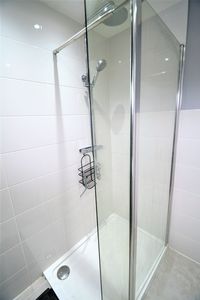 Photo 18- click for photo gallery